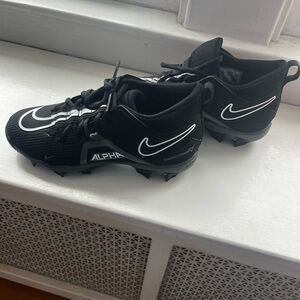 Nike Black and White Sports Cleats